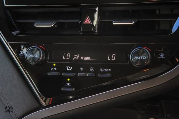 2024 Toyota Camry Hybrid Ascent image 20