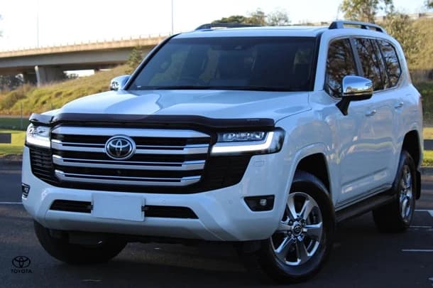 2023 Toyota Landcruiser Sahara image 7