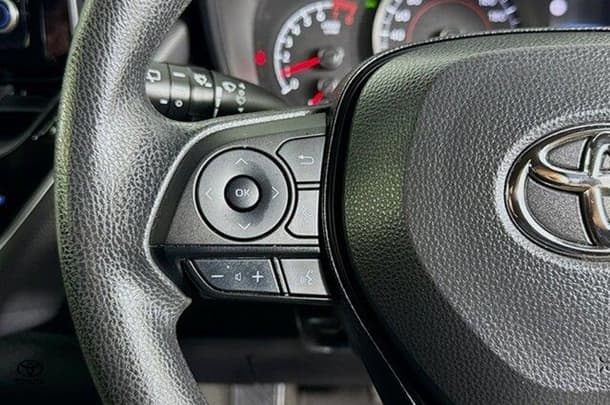 2021 Toyota Corolla Ascent Sport image 16