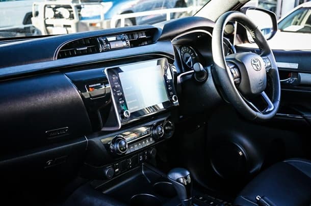 2022 Toyota Hilux 4x4 Rogue image 22