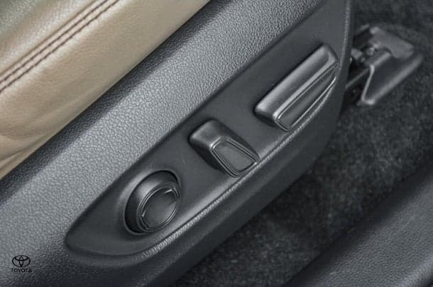 2021 Toyota RAV4 Hybrid Cruiser-AWD image 14