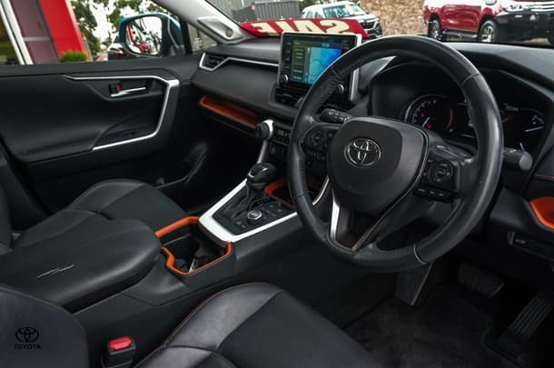 2019 Toyota RAV4 Edge AWD image 7