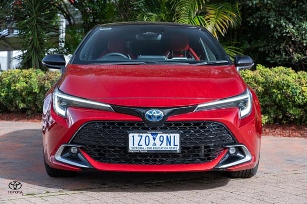 2024 TOYOTA Corolla Hatch Hybrid ZR image 4