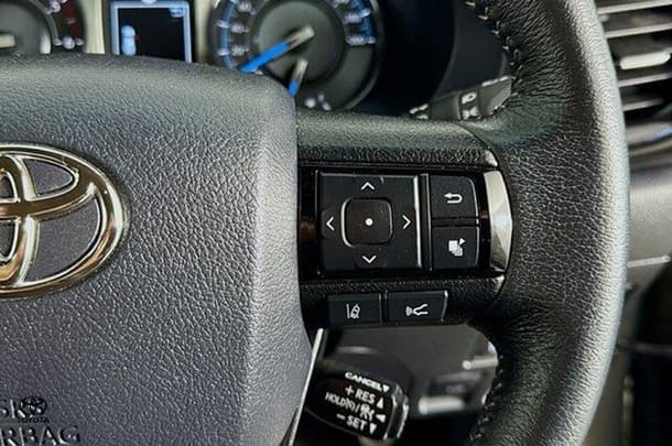 2023 Toyota Hilux Rogue image 19