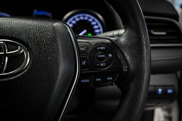 2020 Toyota Camry Hybrid Ascent image 18