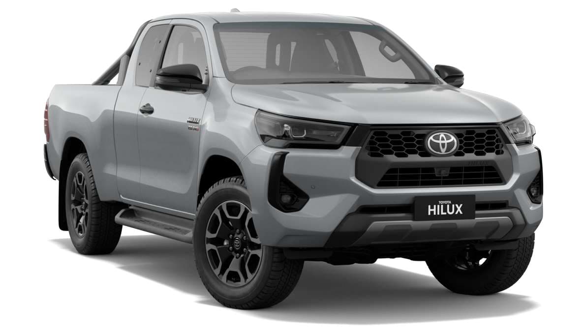2024 Toyota Hilux 4x4 SR5 Extra Cab Pick-Up image 1