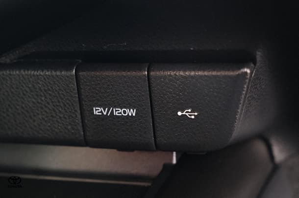 2023 Toyota Camry Hybrid Ascent image 19