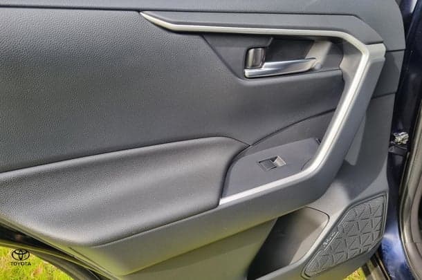 2021 Toyota RAV4 GXL-2WD image 12