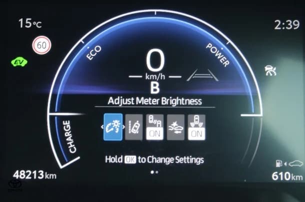 2023 Toyota Corolla Cross Hybrid GX image 27