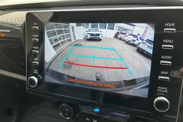 2022 Toyota Hilux 4x4 SR5 image 49