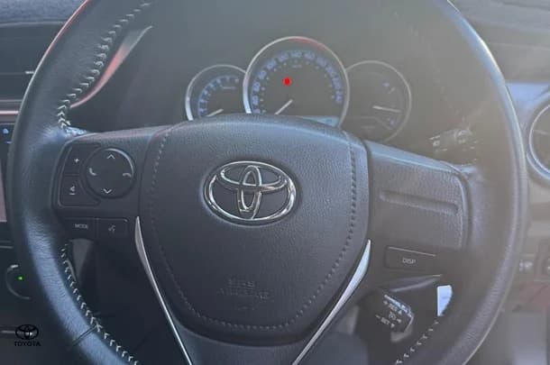 2015 Toyota Corolla Ascent Sport image 25