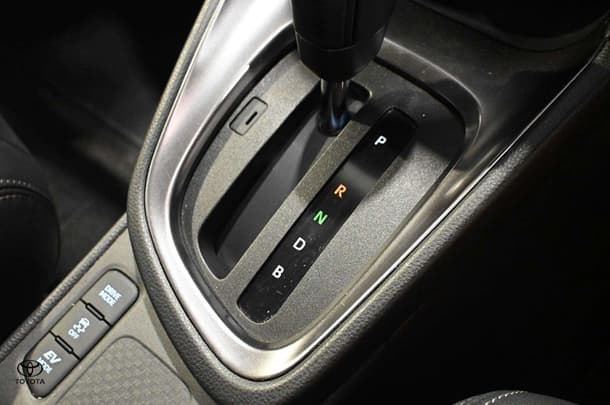 2022 Toyota Yaris Cross Hybrid GR-S image 14