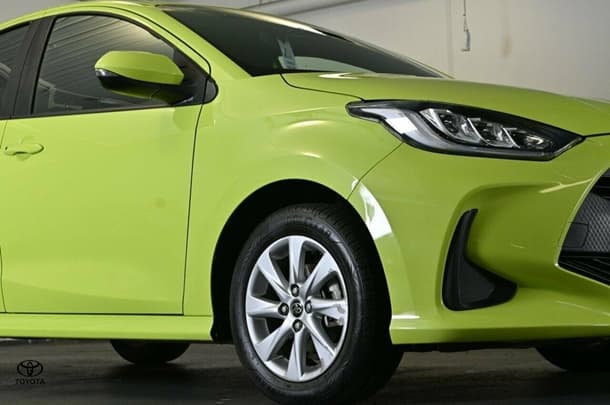 2020 Toyota Yaris SX image 6