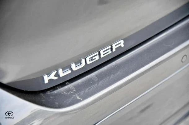 2023 Toyota Kluger Hybrid AWD GRANDE image 8