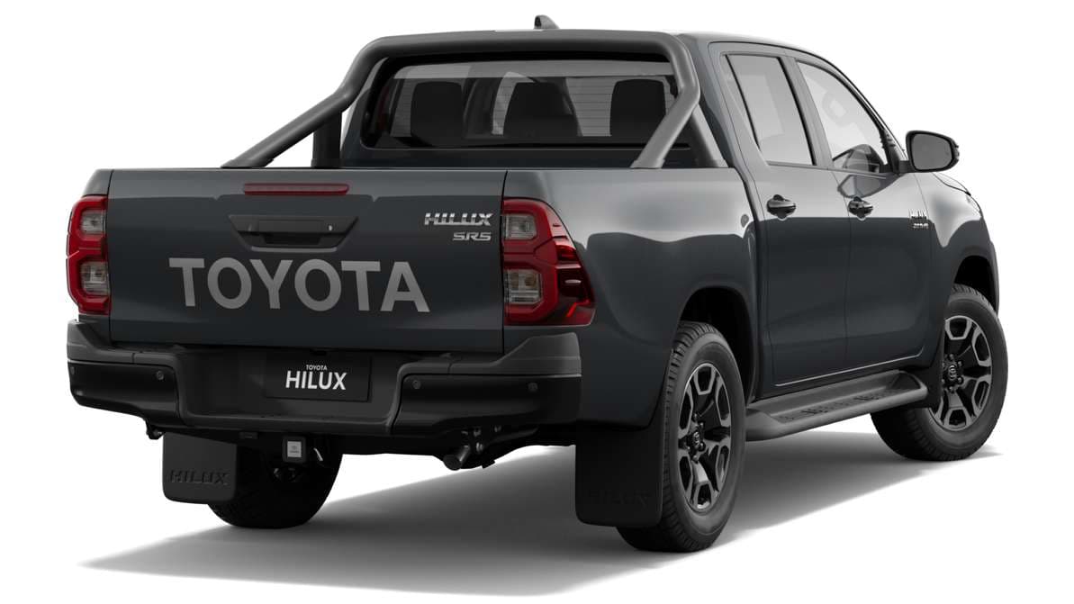 2025 Toyota Hilux 4x4 SR5 48V Double-Cab Pick-Up image 3