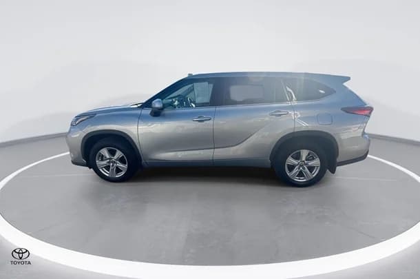 2021 Toyota Kluger Hybrid GX AWD image 5