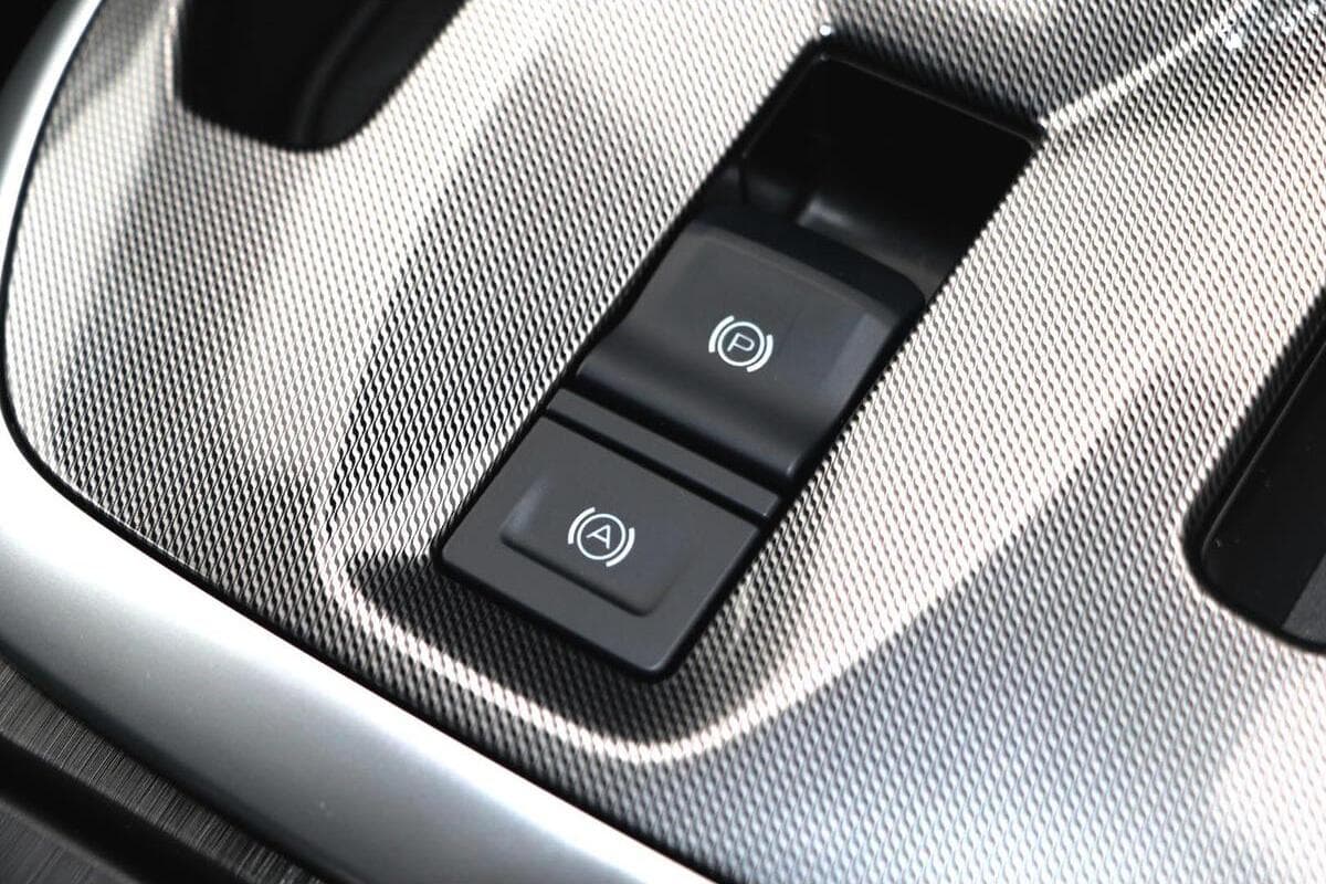 2025 GWM Haval Jolion Lux Auto image 17