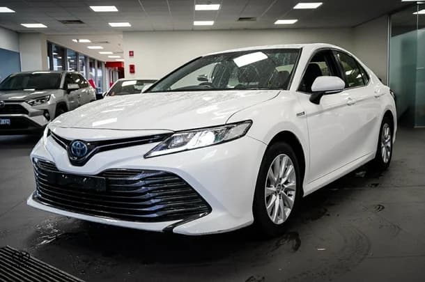 2020 Toyota Camry Hybrid Ascent image 3