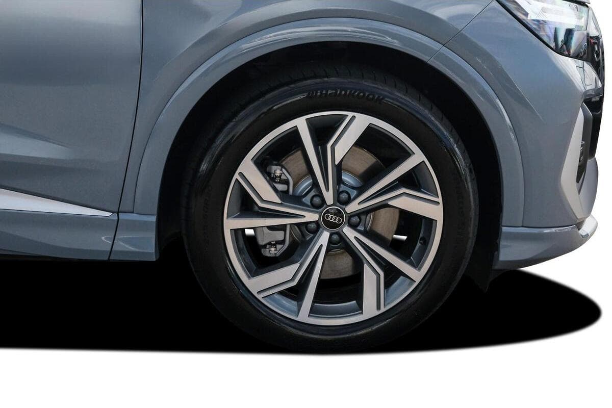 2025 Audi Q4 e-tron 45 Auto MY25 image 19