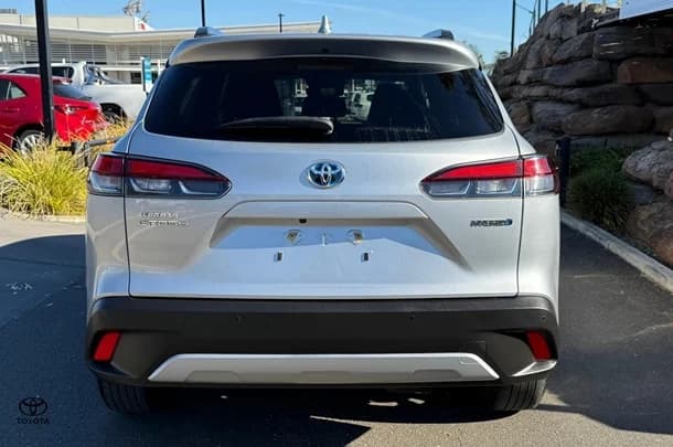 2023 Toyota Corolla Cross Hybrid GXL image 5
