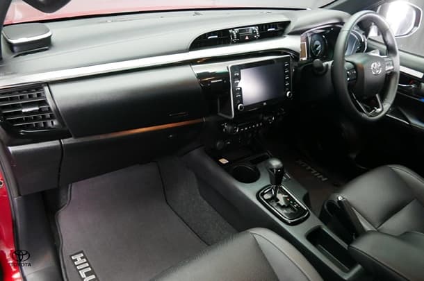 2024 Toyota Hilux 4x4 Rogue image 23