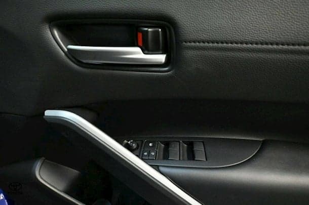 2023 Toyota Corolla Cross Hybrid Atmos 2WD image 12
