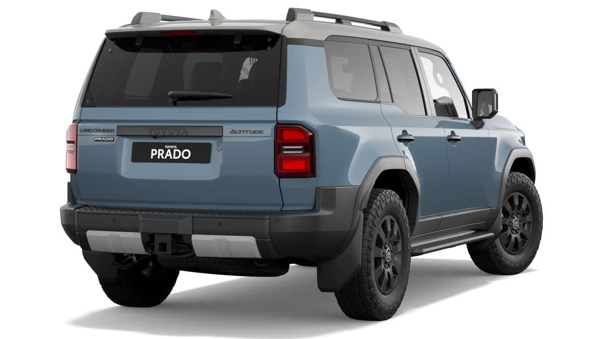 2025 Toyota Prado Altitude Turbo-diesel image 3