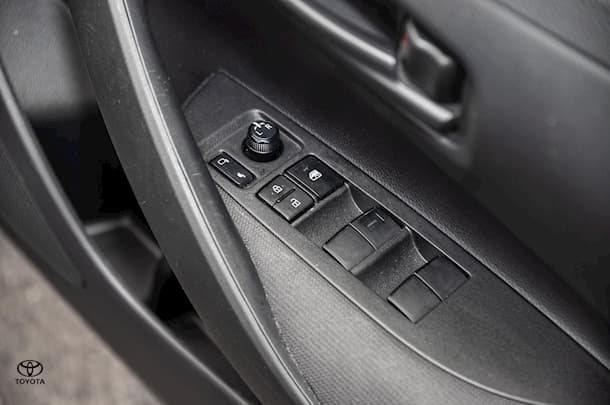 2021 Toyota Corolla Ascent Sport image 17