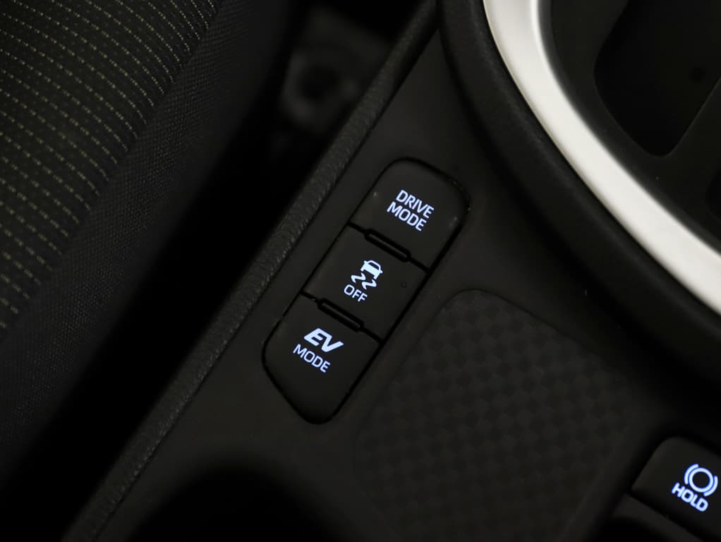 2020 Toyota Yaris Cross Hybrid GX image 16