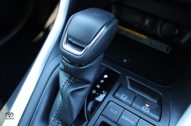 2021 Toyota RAV4 Hybrid GXL-2WD image 4