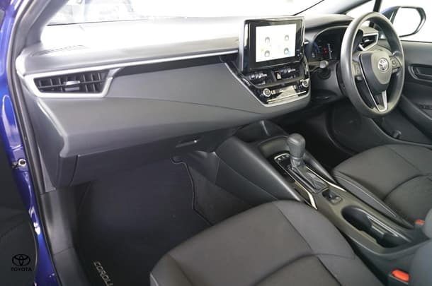 2023 Toyota Corolla Hatch Hybrid Ascent Sport image 20