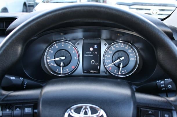 2022 Toyota Hilux Workmate image 18