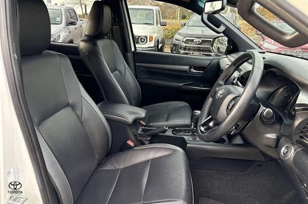 2020 Toyota HILUX Rogue image 16