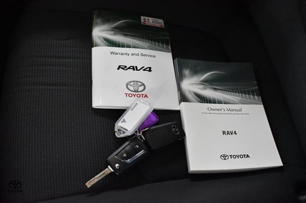 2019 Toyota RAV4 GX-2WD image 26
