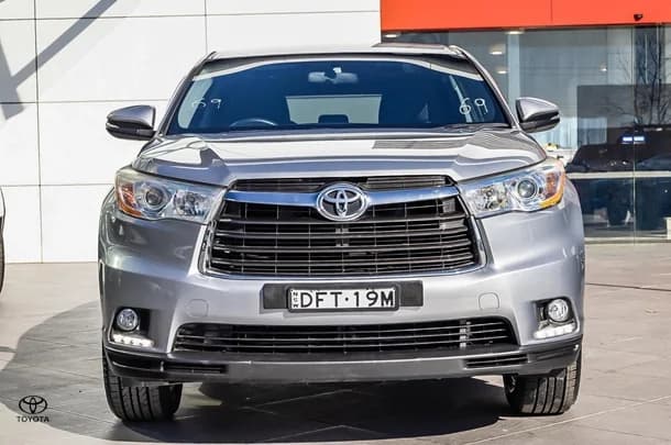 2015 Toyota KLUGER 4x2 GX image 5