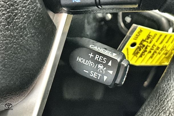 2019 Toyota Hilux SR image 28