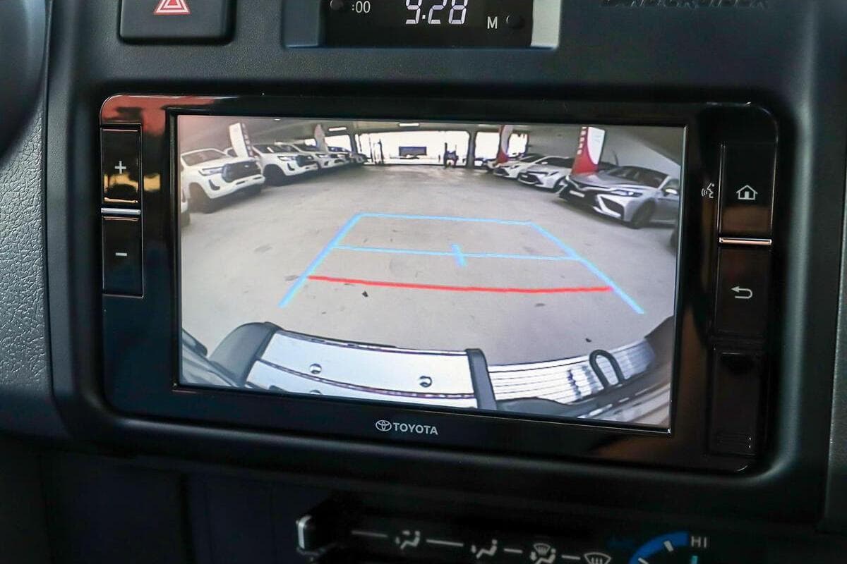 2024 Toyota Landcruiser GXL Auto 4x4 image 12