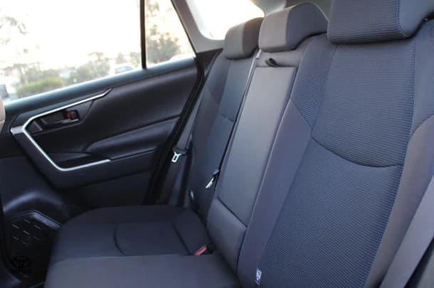 2020 Toyota RAV4 Hybrid GX-2WD image 23