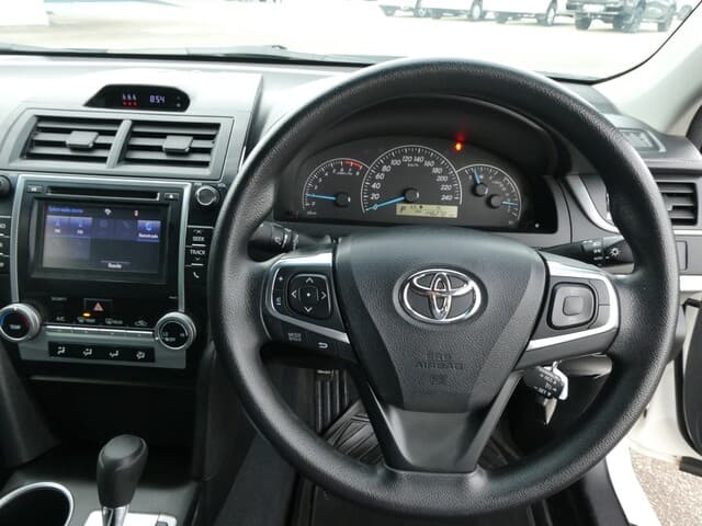 2015 Toyota Camry Altise image 13