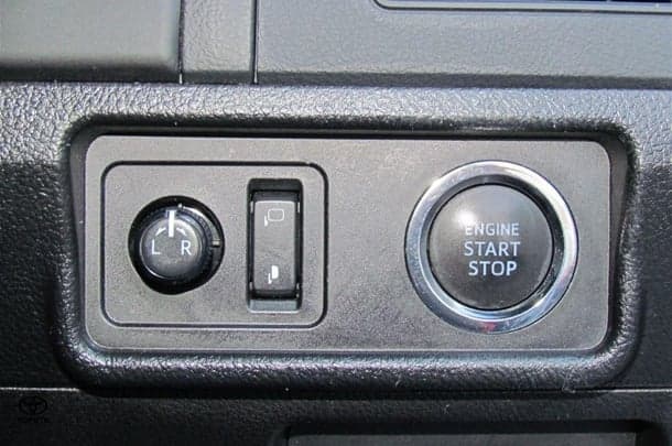 2020 Toyota Prado GXL image 12