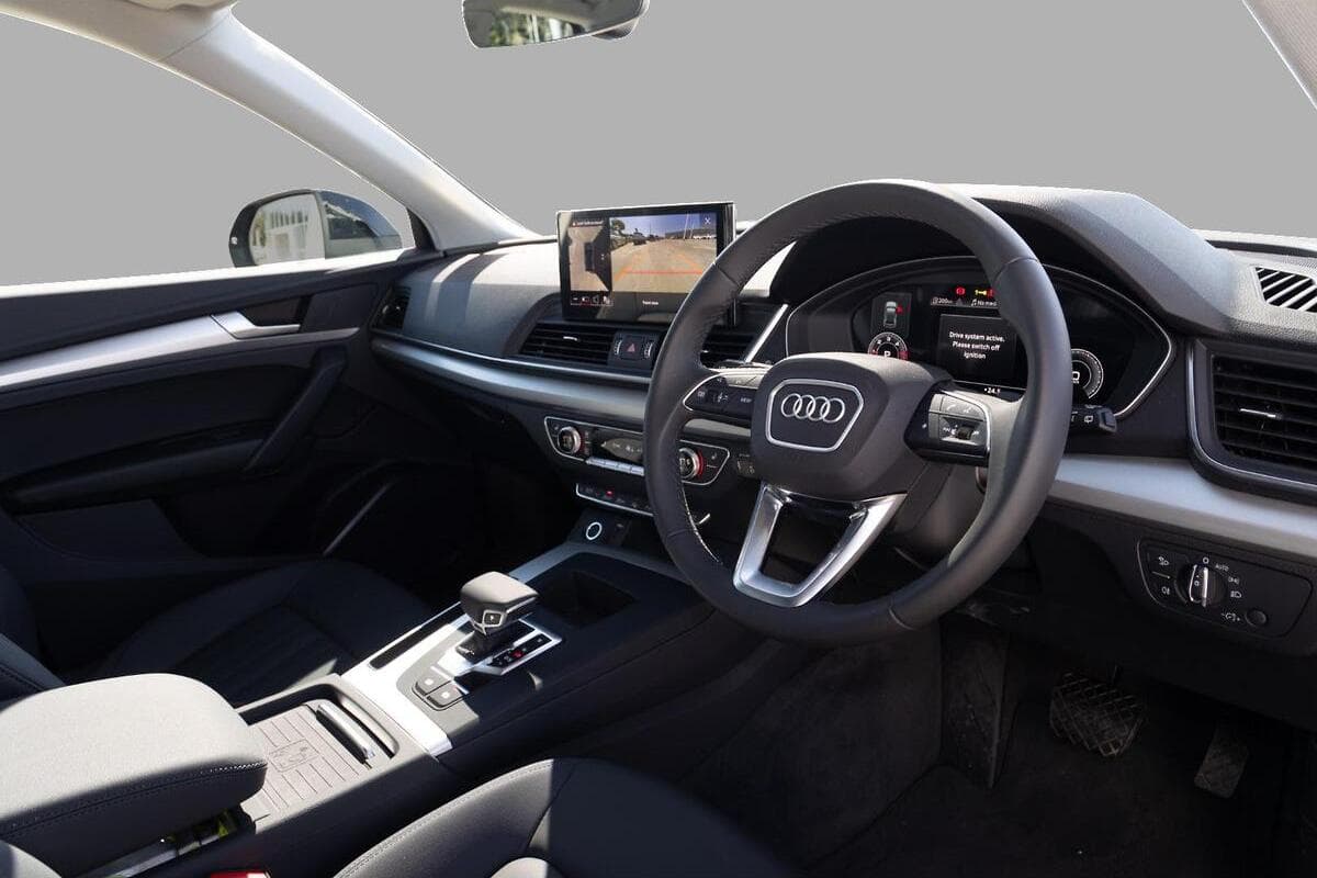 2025 Audi Q5 35 TDI Auto MY25 image 7