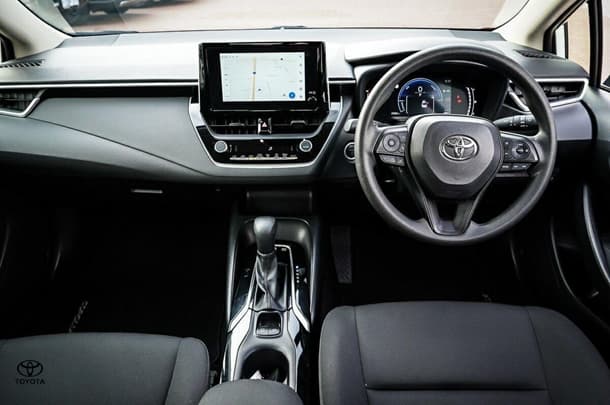 2024 Toyota Corolla Sedan Hybrid Ascent Sport image 11
