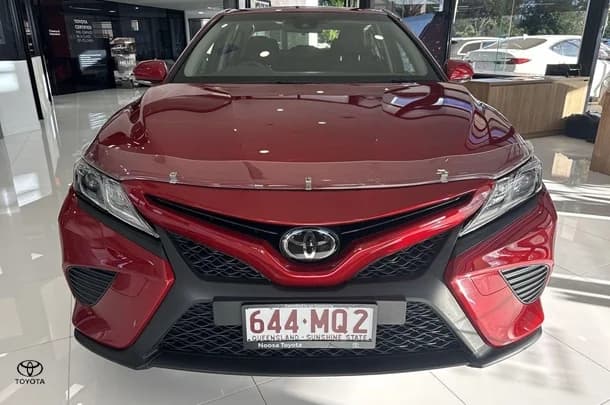 2019 Toyota Camry Ascent Sport image 3