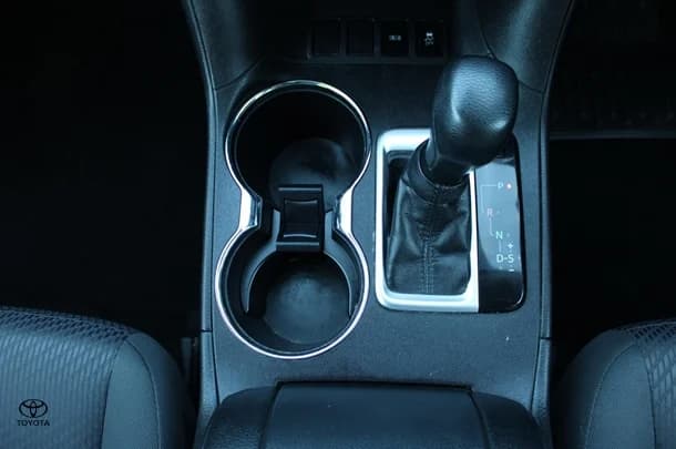 2019 Toyota Kluger 4x2 GX image 4