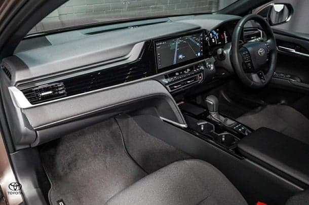 2025 Toyota Camry Hybrid Ascent Sport image 26