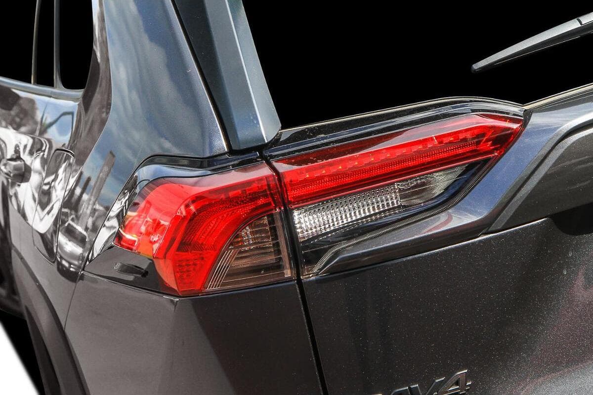 2025 Toyota RAV4 Edge Auto eFour image 8