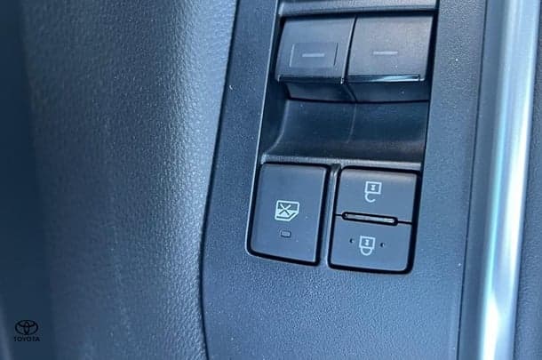 2024 Toyota Kluger GX image 12