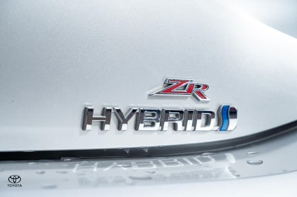 2024 TOYOTA Corolla Hatch Hybrid ZR image 26