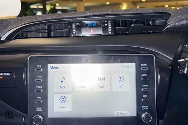 2024 Toyota Hilux Workmate image 22