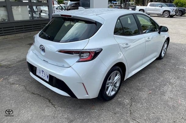 2021 Toyota Corolla Hatch Hybrid Ascent Sport image 4